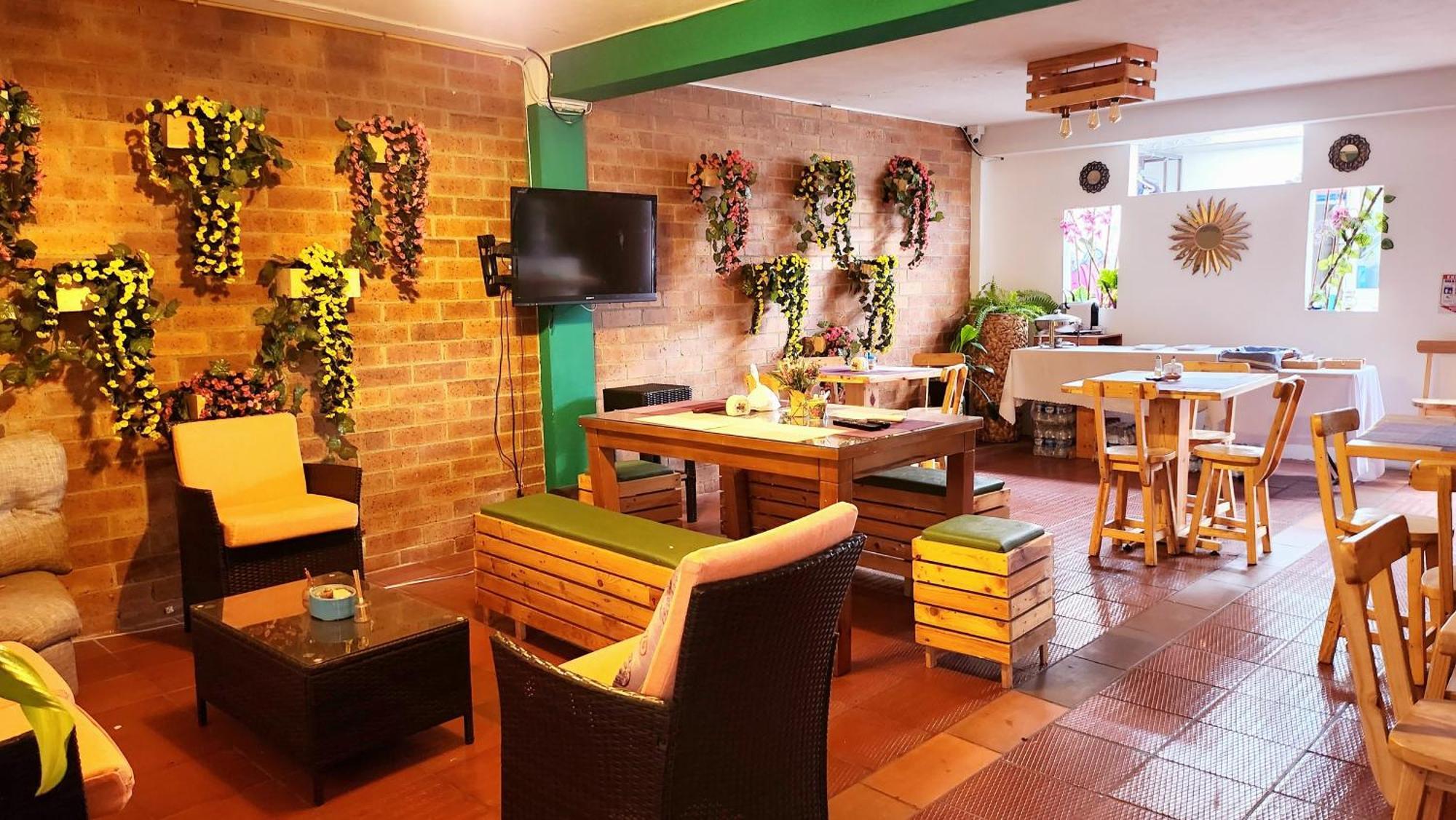 Oporto 83 Hotel Bogota Bagian luar foto