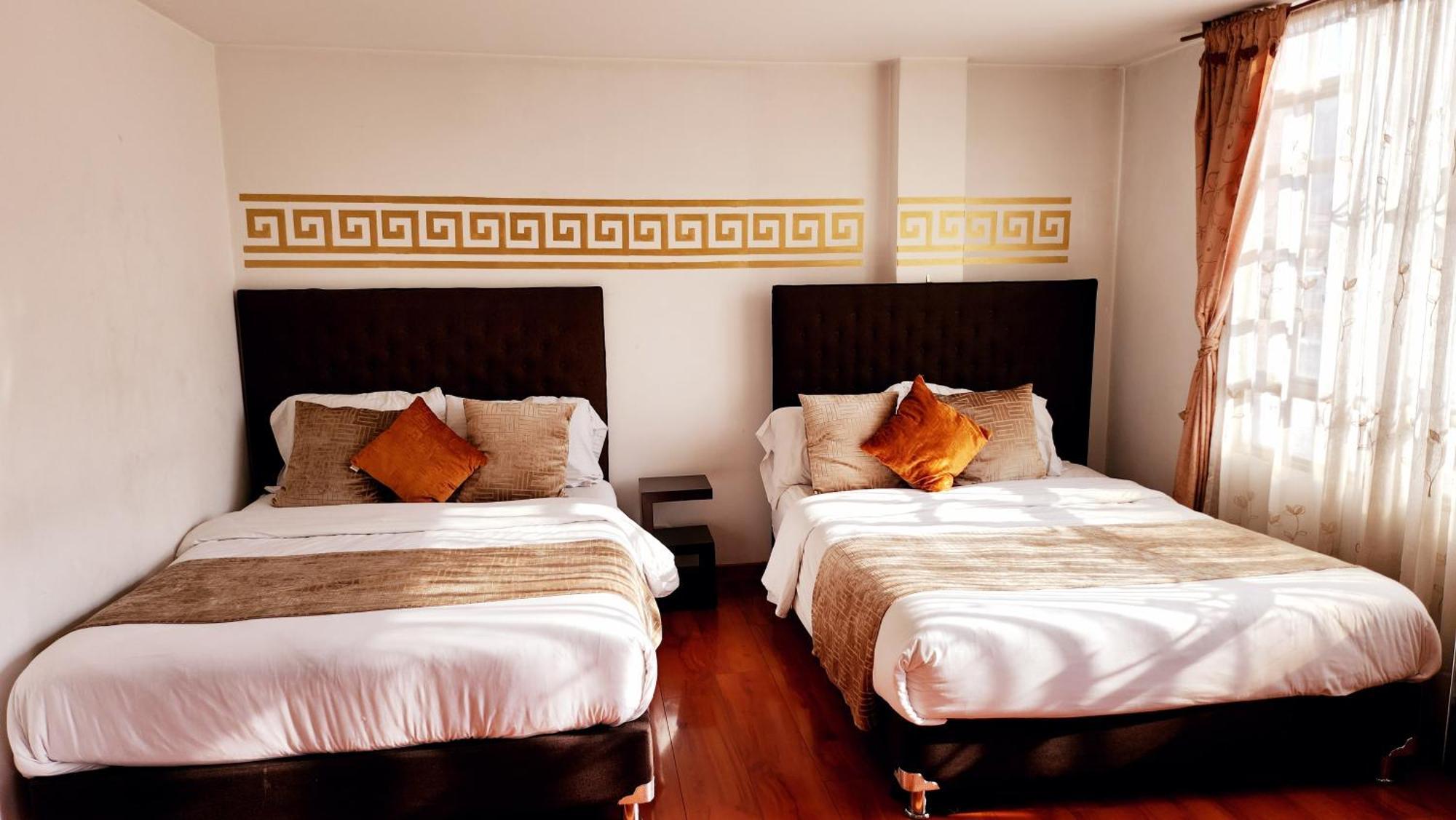 Oporto 83 Hotel Bogota Bagian luar foto