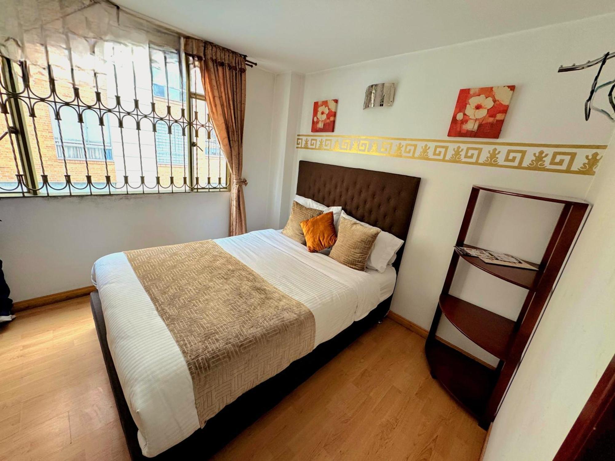 Oporto 83 Hotel Bogota Bagian luar foto